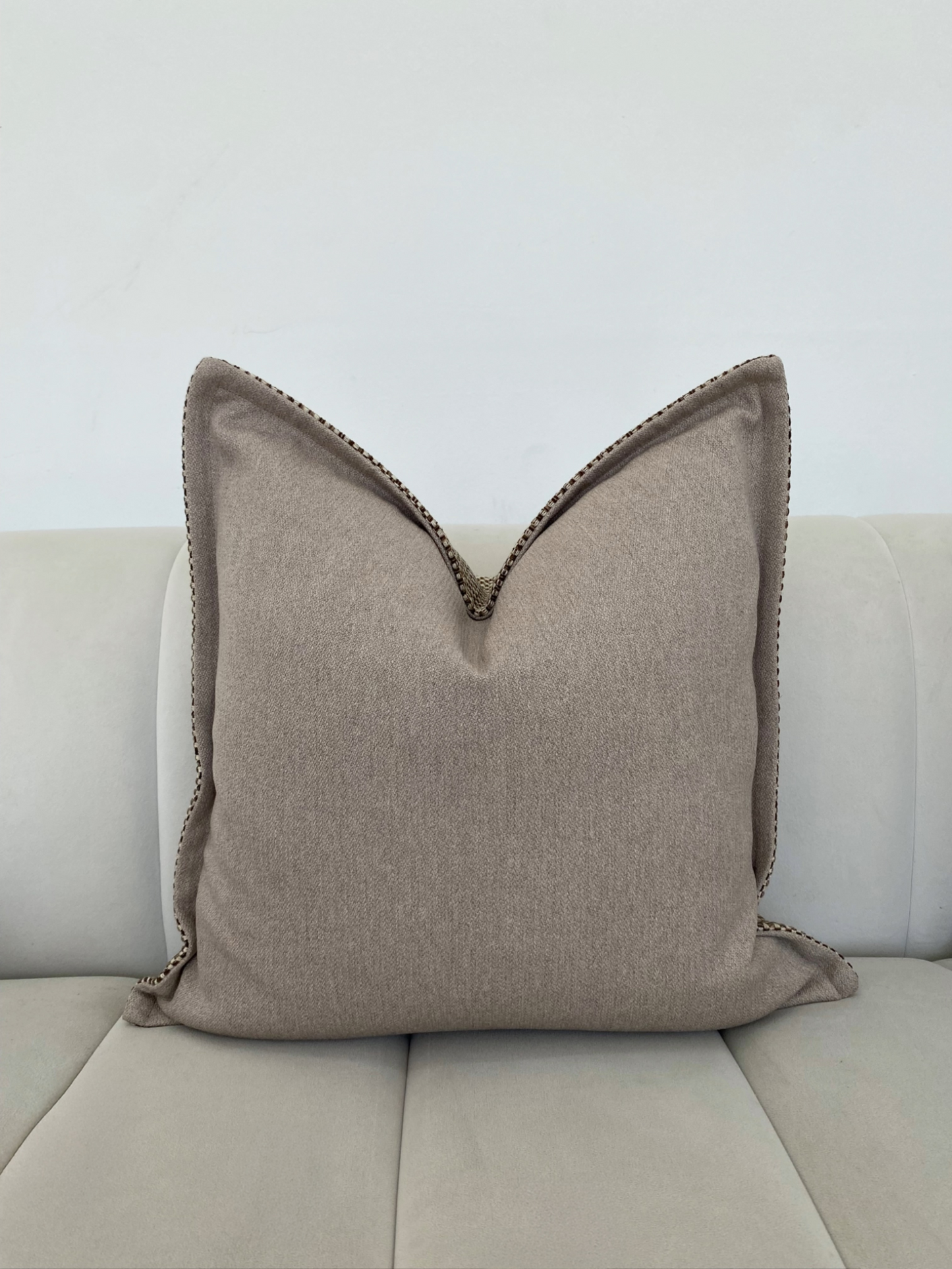 Liora Wool Cushion