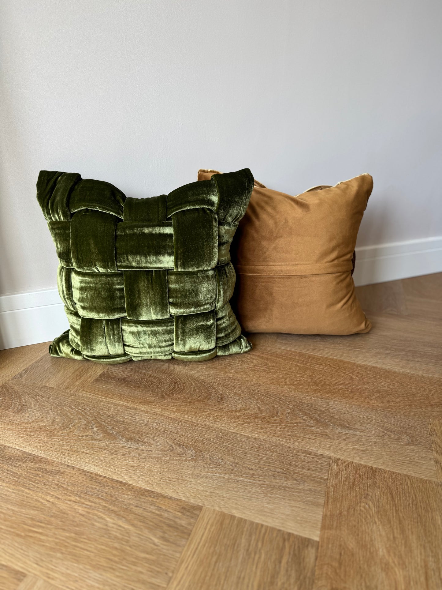 Solara Silk Velvet Cushion Cover-Luxury Soft Furnishings-Velvet & Vigor