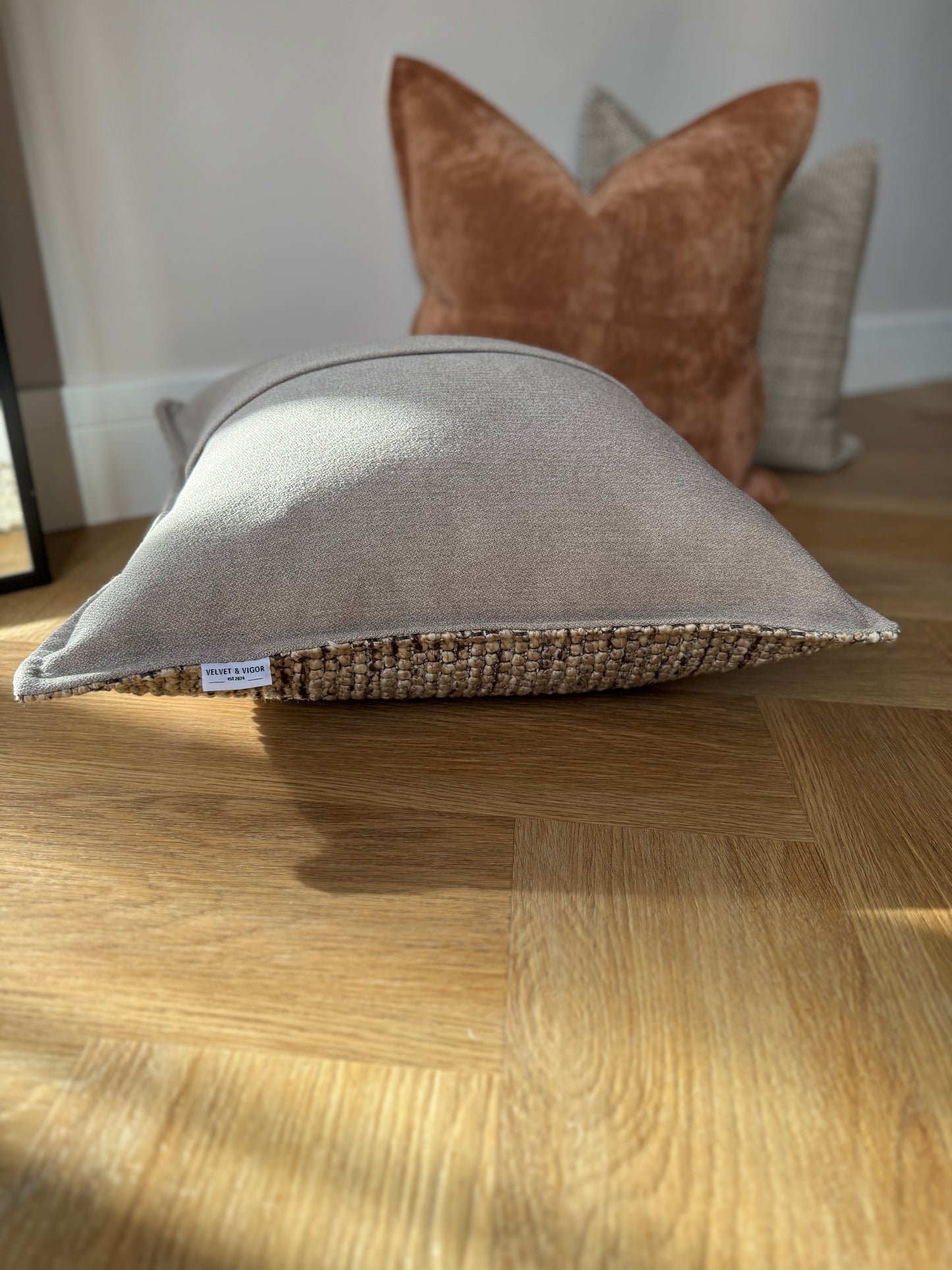 Asha Beige Cushion Cover
