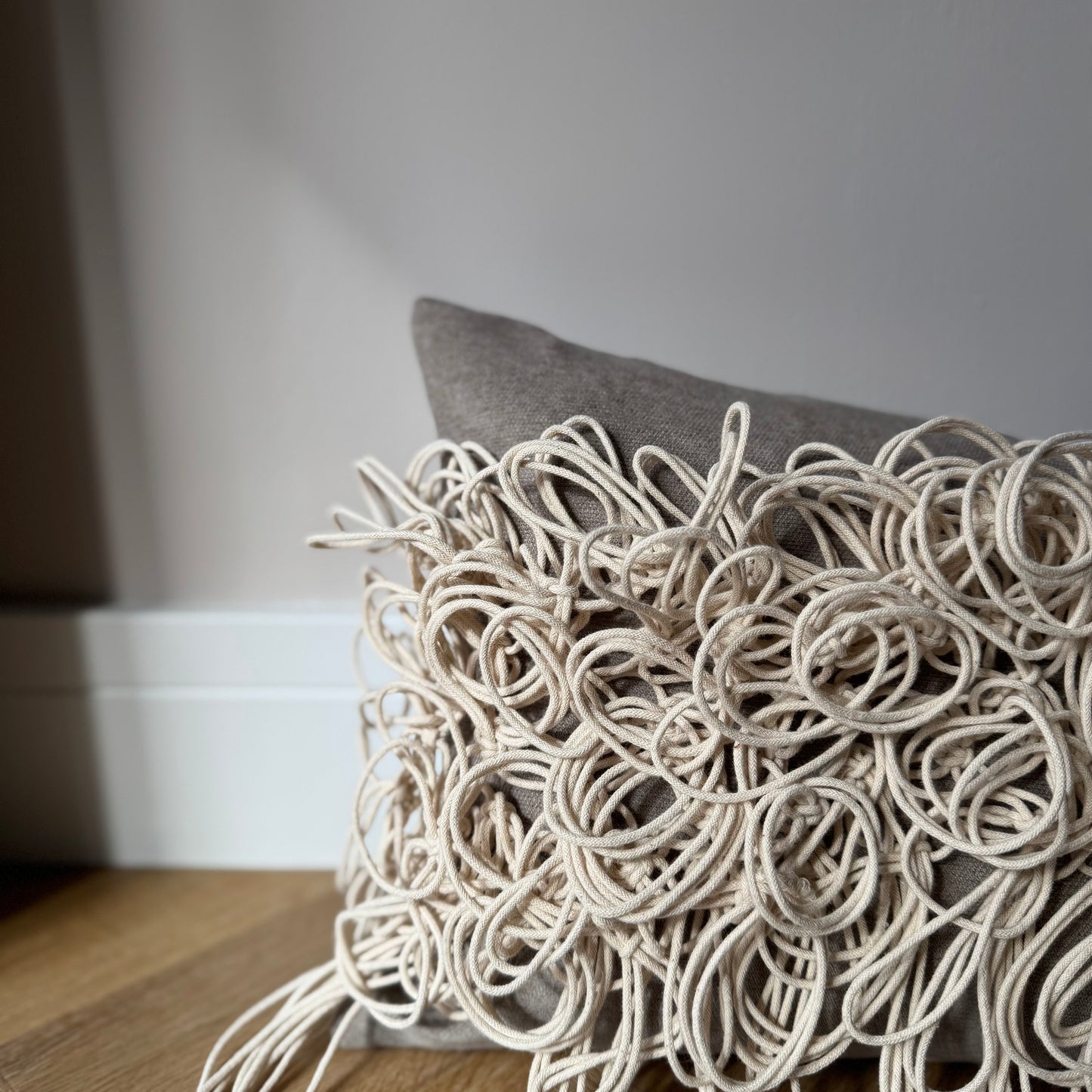 Kali Cushion-30x50cm-Luxurious Home Accessories-Cream-Velvet&Vigor