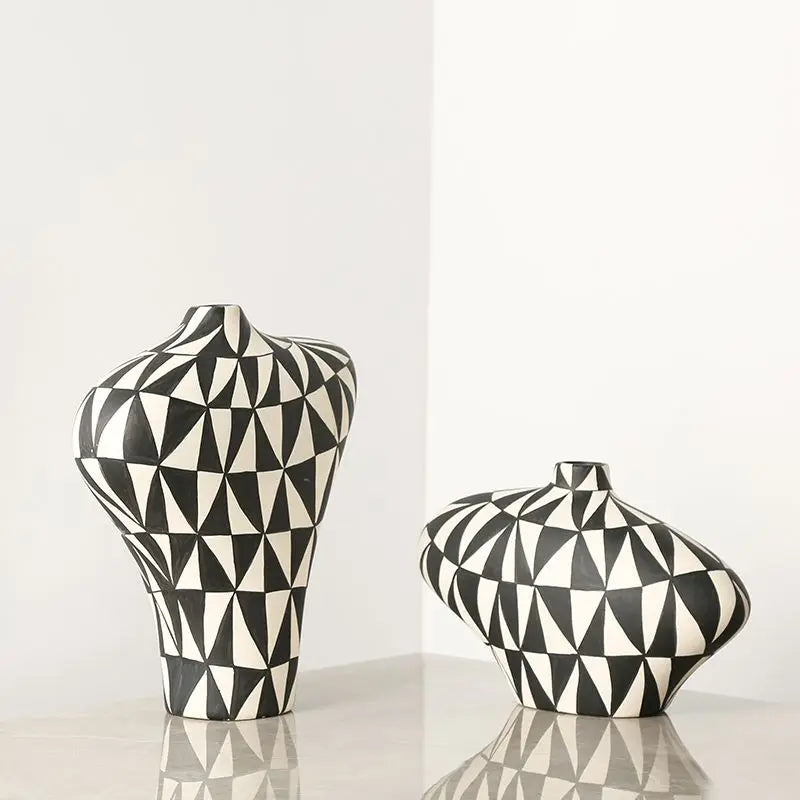 Janet Geometric Vase-Black;White-Unique Home Decor-Velvet&Vigor