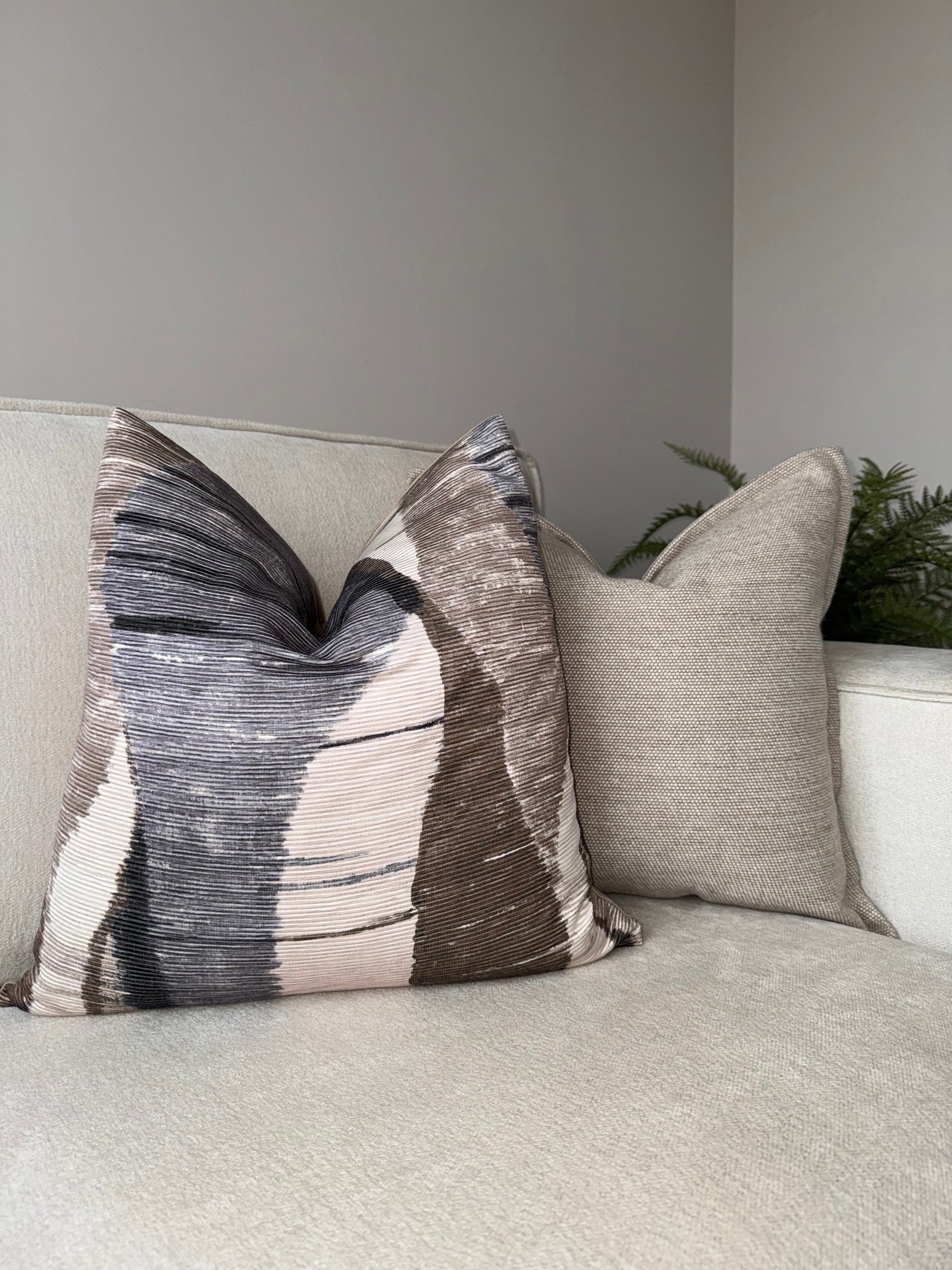 Luxury Cream Cushion-45x45cm-Neutral Home Decor-Modern Home Decor-Velvet & Vigor 