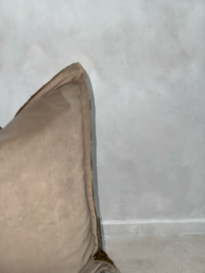 Worn Umber Cushion-Bronze