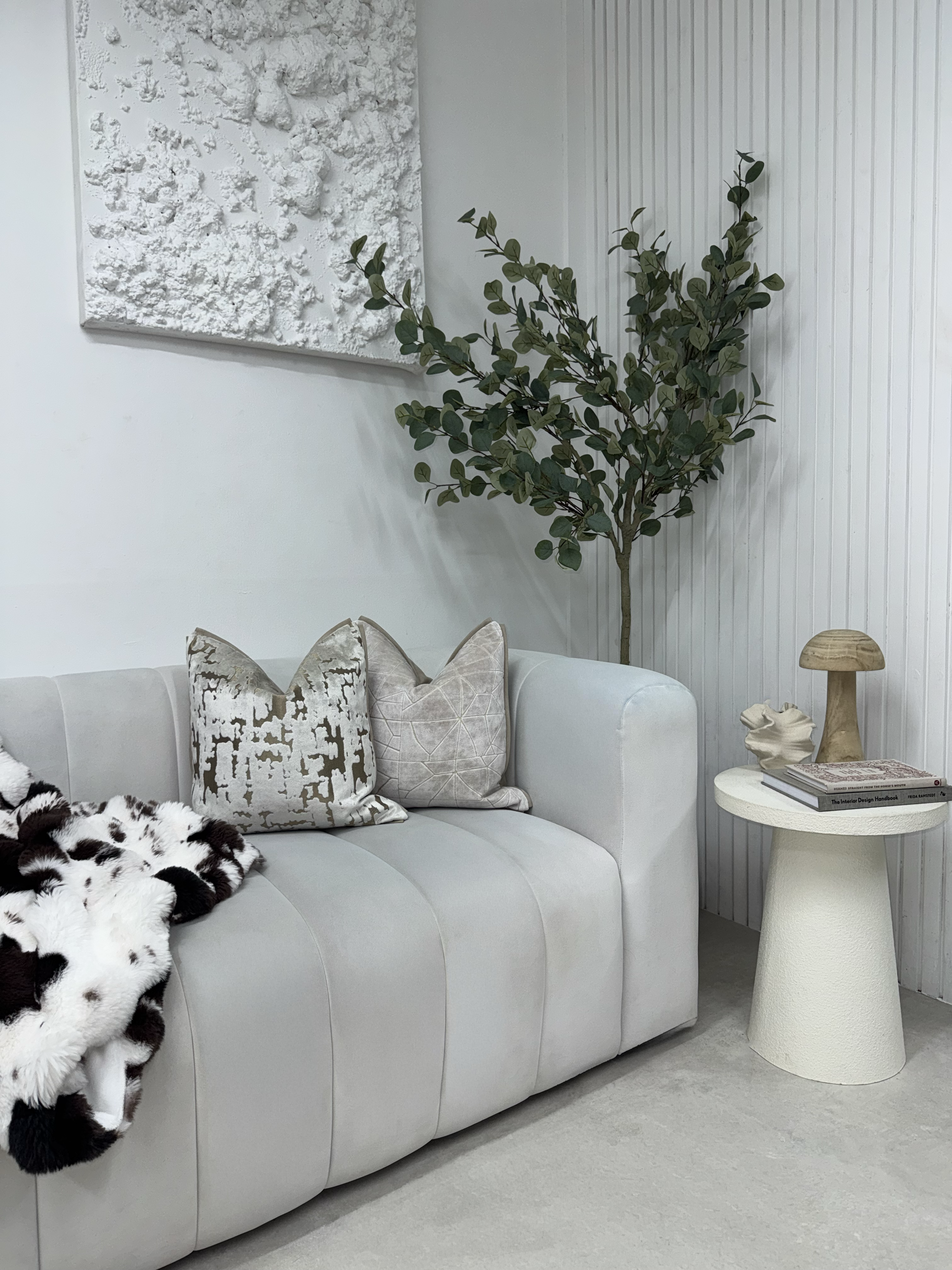 Cream Metallic Cushion-45x45-Neutral Living Interiors-Velvet & Vigor