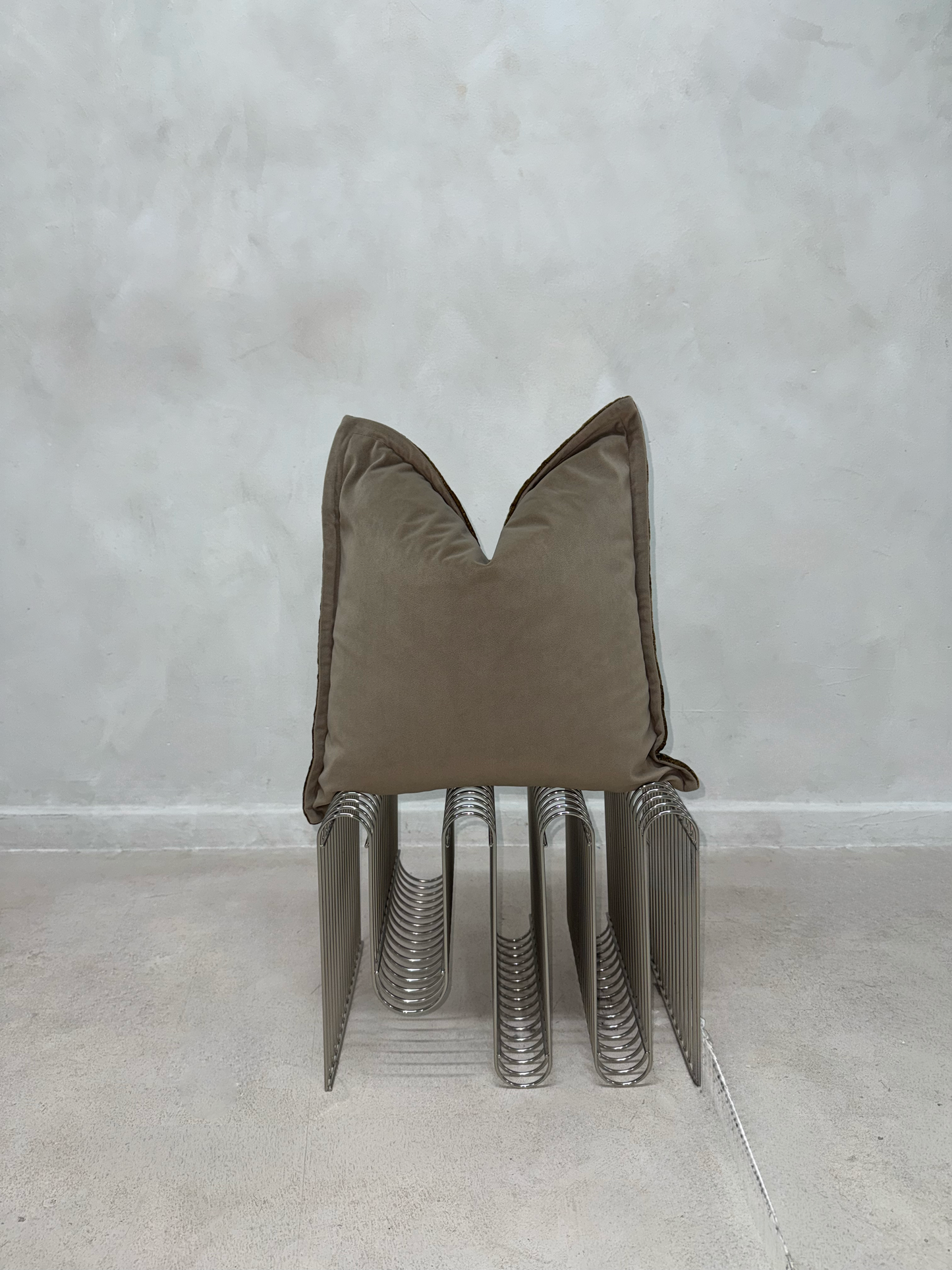 Worn Umber Cushion-Bronze